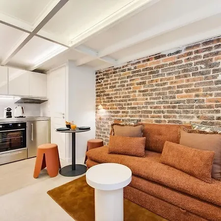 Appartamento Joli Duplex D'architecte - Marais Parigi